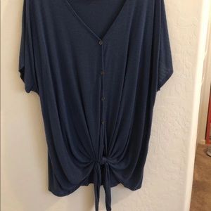 EVRI Tops - Button down front knot navy EVRI Tops - Button down front knot navy
